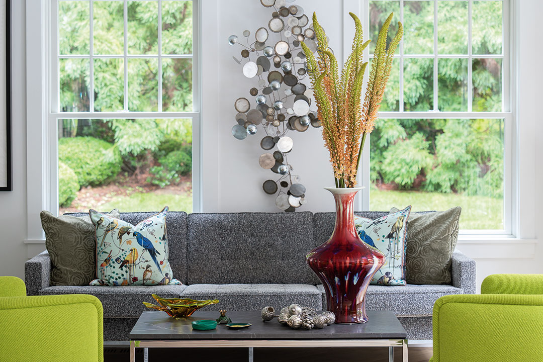 This Colorful North Haven Home Blooms Inside and Out