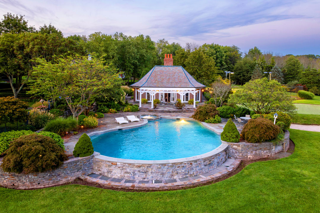A Deep Dive Into Ultra-Luxury Real Estate Auctions