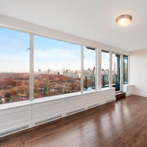 This Celebrity-Magnet Penthouse Is Available to Rent for $33K/Month