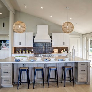 Belvedere Island Contemporary With Sweeping Views Lists for $5.79M