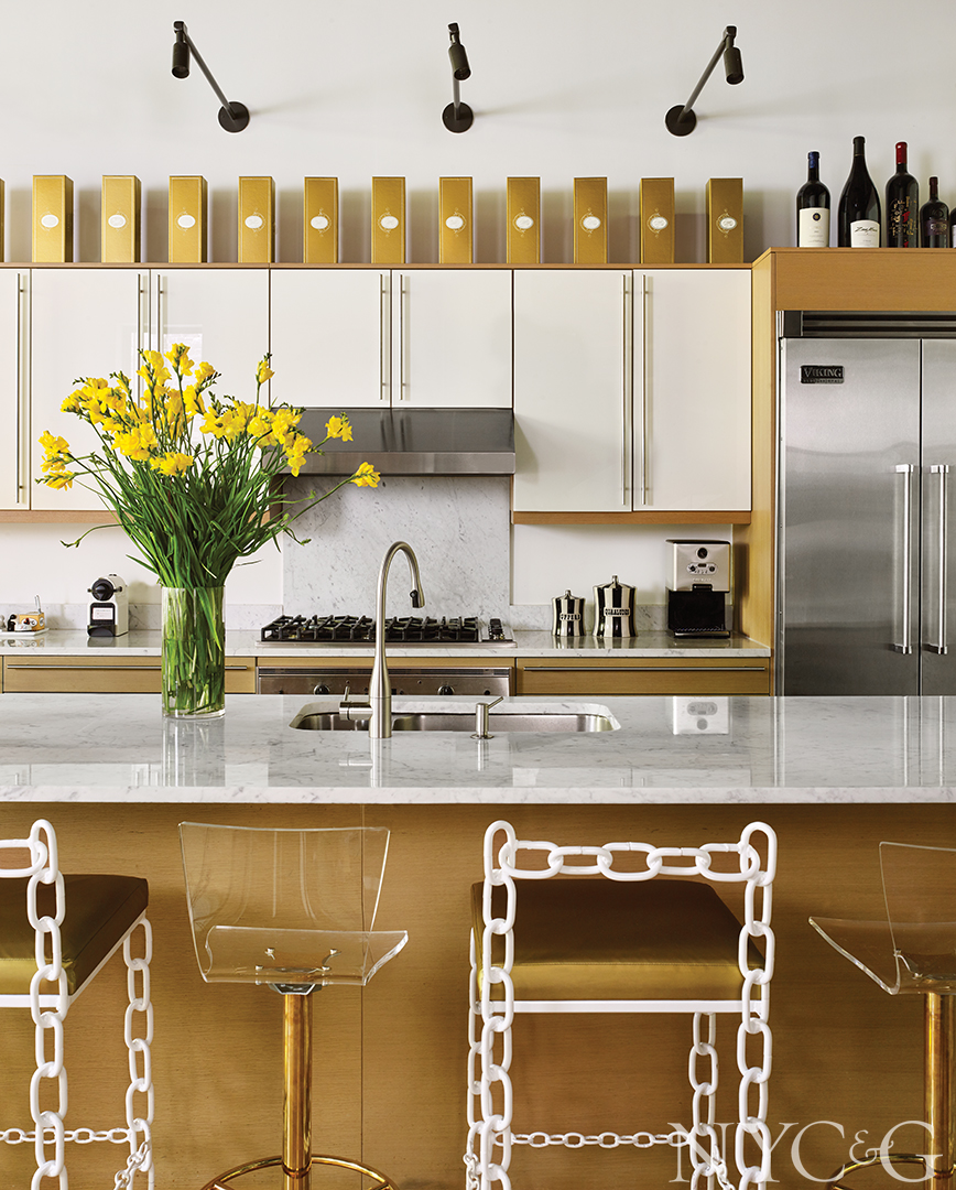 Chainlink barstools sit in kitchen