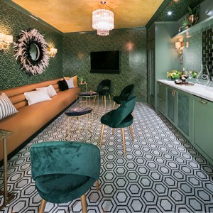 Meet the Brands Behind NYC&G’s VIP Tasting & Green Room at the Bedford Playhouse