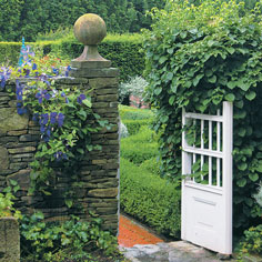 The Exquisite Gardens of Oscar and Annette de la Renta Are a Labor of Love&mdash;and a Work in Progress Photo Gallery