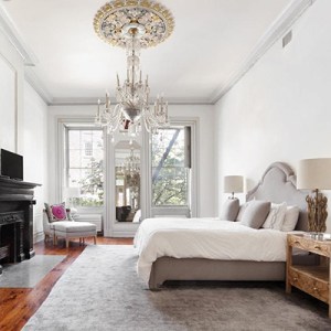 Emma Stone&rsquo;s Former Chelsea Townhouse Returns for $18.75M