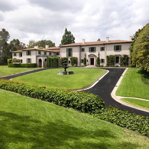 The Prestigious Owlwood Estate in Holmby Hills Lists for $115M