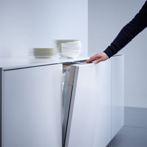 10 Kitchen Must-Haves for a Modern Family