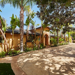 Pete Wentz Sells Rockin' Mediterranean Abode in Encino
