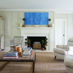4 Designers Show Us How to Decorate a Mantel