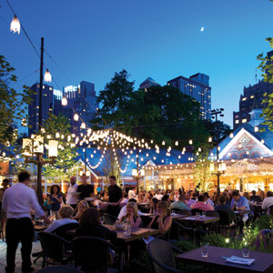 Craving Great Food and Drink Under the Stars? Take it Outside!
