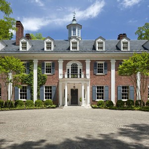 Jacqueline Kennedy Onassis&rsquo; Childhood Home Asks $49.5M