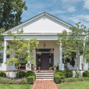 Johnny Depp&rsquo;s $3M Horse Farm Is Headed to Auction