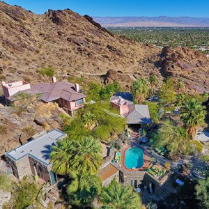Suzanne Somers’ Palm Springs Estate to Be Auctioned No Reserve