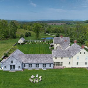 An Upstate New York Farm with Rock N&rsquo; Roll Roots Asks $16.9M