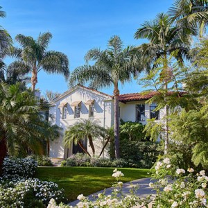 Nate Berkus and Jeremiah Brent List Their Dashing LA Mansion