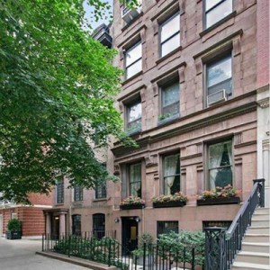 Gloria Steinem Just Bought a $1.1M Apartment on the Upper East Side