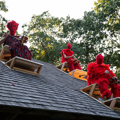 Under the White Tents: Hamptons&rsquo; Charity Circuit