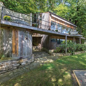 Singer-Songwriter Judy Collins' Former Ridgefield Estate Lists for $639,000