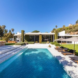 CEO of Sweetgreen Nabs a Fresh and Pricey Beverly Hills Mansion