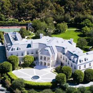 Beyonc&eacute; and Jay-Z Are Checking Out This $200M LA Manor