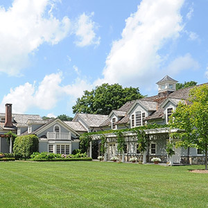 10-Acre Shelterfields Estate Listed in Redding for $10.25M