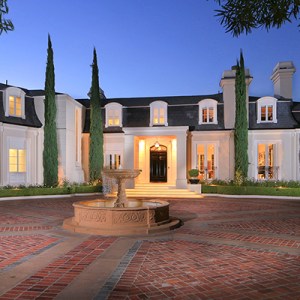 Look Inside a $44M Bel-Air Mansion with Hollywood Glamour and Modern Flair