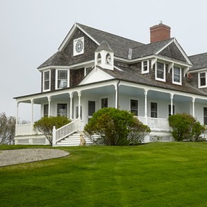 Step Inside Dick Cavett’s Legendary Home, Tick Hall