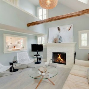 Matt Lauer's Charming Hamptons Cottage Sells for $3.5M