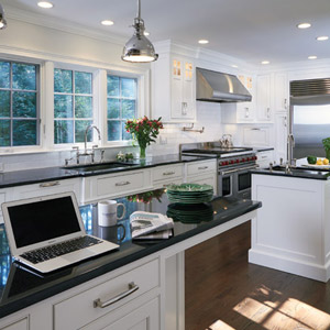 After Thorough Research and Much Deliberation, These Greenwich Homeowners Got The Kitchen of Their Dreams