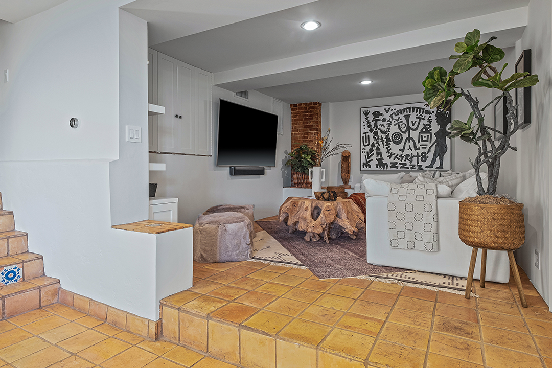 Outdoor living area at Aaron Paul's Home