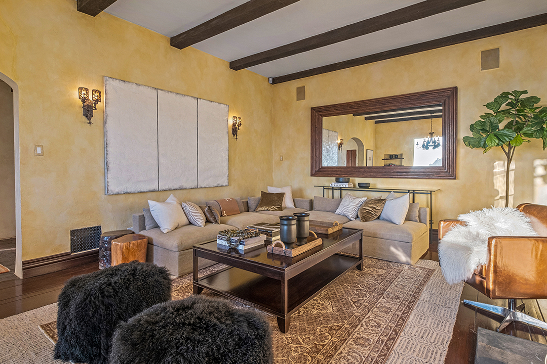 Living room at Aaron Paul's Home