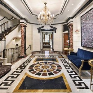 For $120K a Month, You Can Live Like Fashion Royalty in Gianni Versace's Former Upper East Side Townhouse