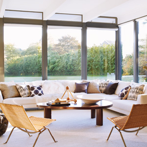 Decorator Timothy Whealon Applies His Classic Sensibility to a Modernist, Glass-walled Getaway in Southampton