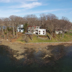 A Beautifully-Restored Modern in Cozy Village Creek Hits the Market