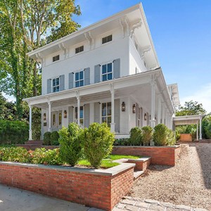 A Sag Harbor Home Rooted in American History Asks $7.5M